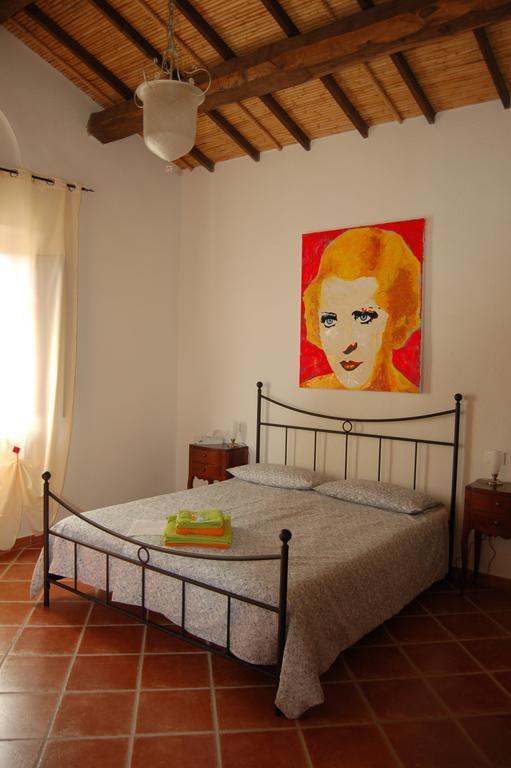 La Vecchia Fornace Sant'Anna Arresi Bagian luar foto